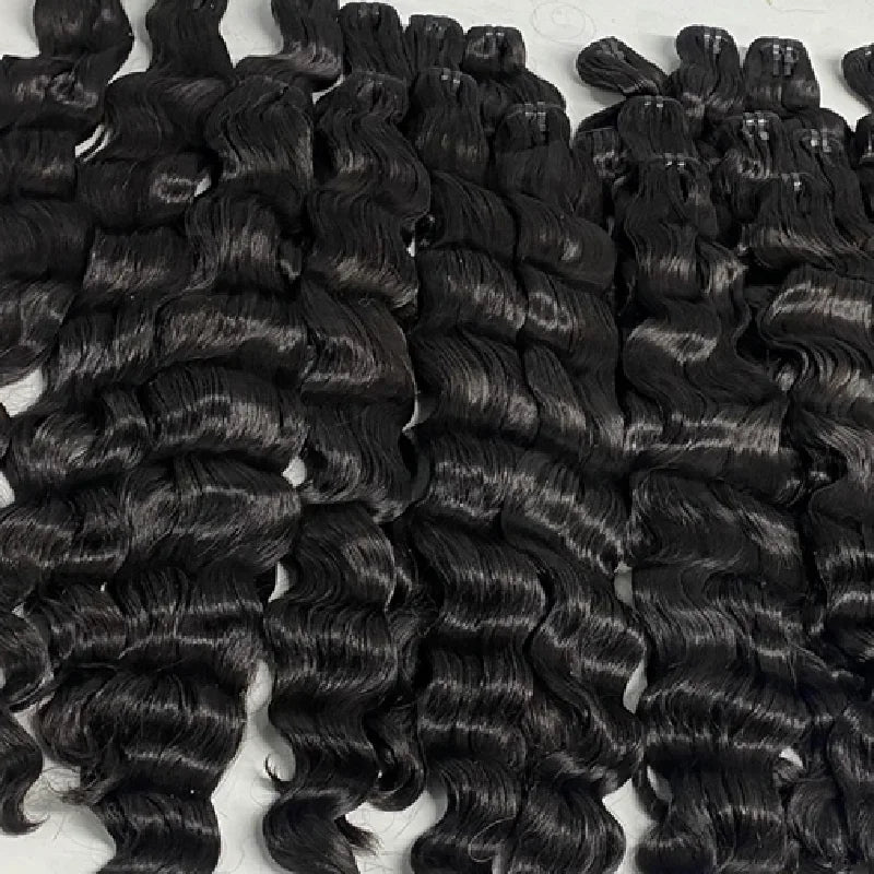 Raw Loose Curly Bundles Indian Human Hair 12A Grade Cuticle Aligned Wavy Human Hair Extensions Weft Big Spiral Curl Hair Bundle